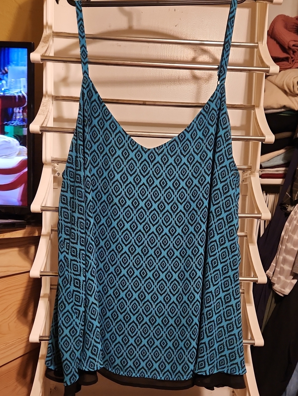 NWT Teal Blue Geometric Print Spaghetti Strap Women's Top Torrid Plus Size 3